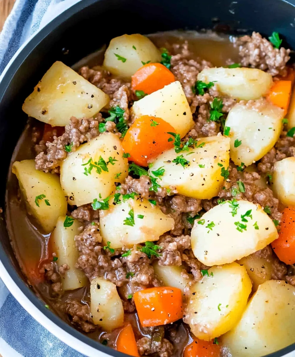 Hamburger Potato Casserole – Easy, Delicious One Pot Meal 33 Hamburger Potato Casserole – Easy, Delicious One Pot Meal